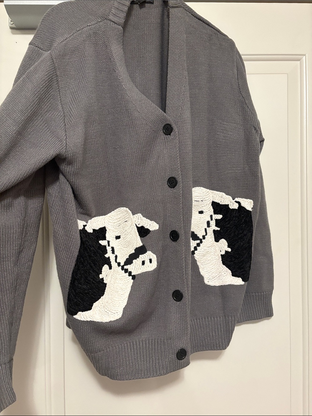 2fly small Women’s Gray Cow Appliqué Cardigan Sweater
